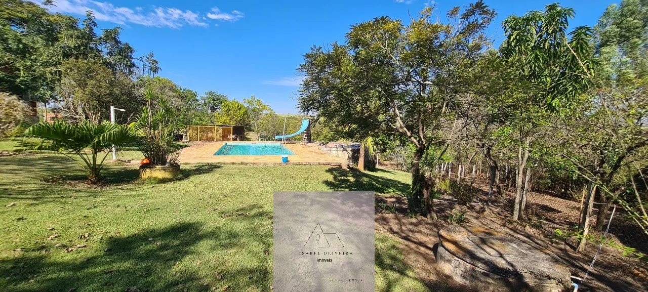 Imagem Chácara à venda em Cesário Lange-SP, 3 quartos, 1 suíte, 3 salas, 4 banheiros, 300m² de área!