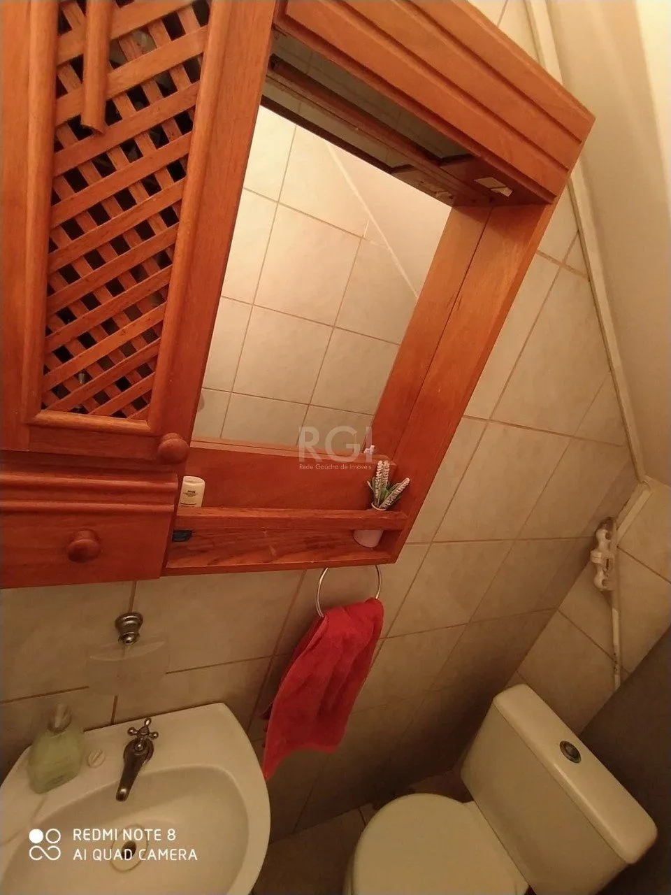 Imagem Casa para Venda - 105m², 2 dormitórios, 2 vagas - Hípica