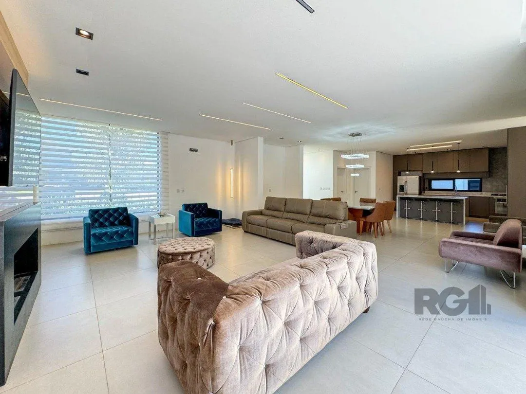 Imagem Casa Condominio para Venda - 340m², 4 dormitórios, sendo 4 suites, 4 vagas - Alphaville