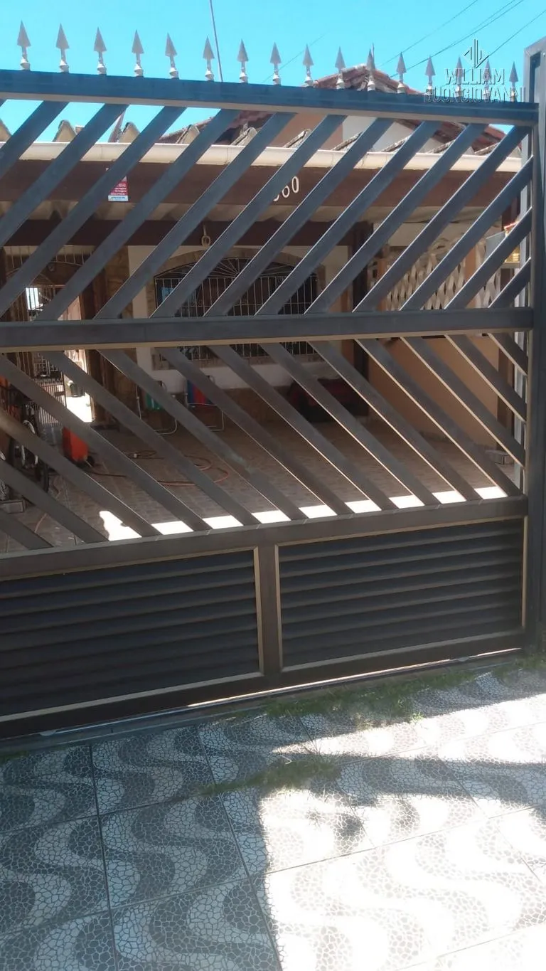 Imagem Casa térrea 2 dormitórios sendo 1 suíte no bairro CAIÇARA