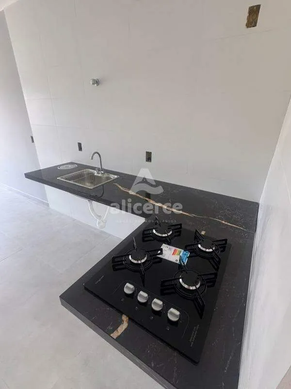 Imagem Linda Casa Geminada prontinha, com Acabamento Impecável! na Nova Palhoça