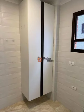 Imagem Apartamento com 2 dormitórios à venda, 60 m² por R$ 330.000 - Enseada - Guarujá/SP