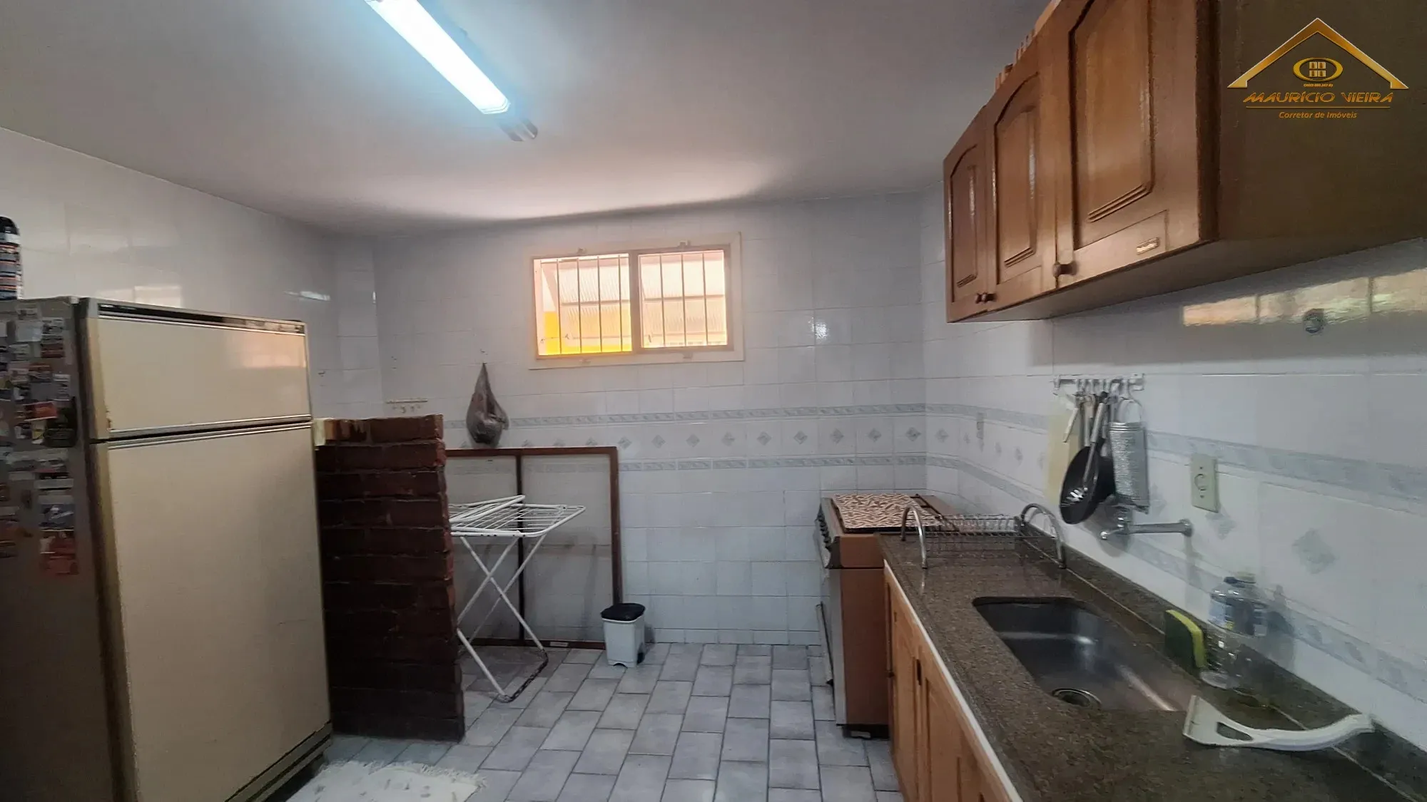 Imagem Linda casa na Ogiva, em condomínio fechado, porteira fechada e com preço abaixo do mercado. Em frente ao Clube Náutico.