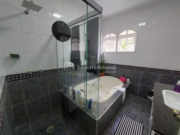Imagem Casa À venda no Condomínio Monte Acrópolis em Valinhos com 3 dormitórios sendo 1 suíte, local d...