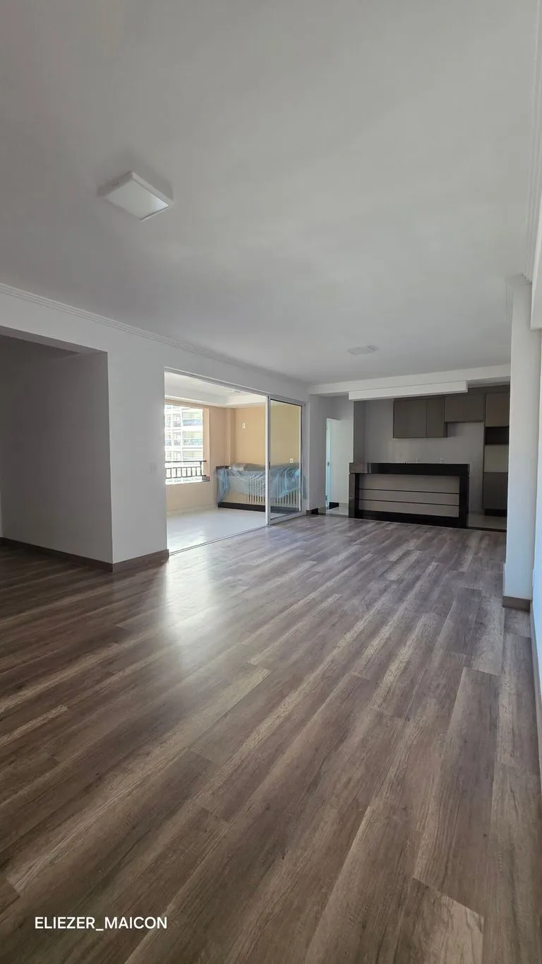 Imagem Apartamento a venda Alto Padrão, com area gourmet no Centro, de Poços de Caldas