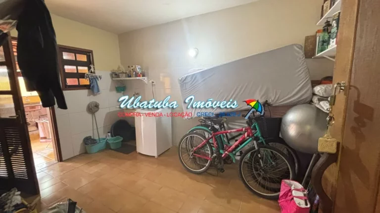 Imagem Casa com edicula em excelente localização na Estufa 1