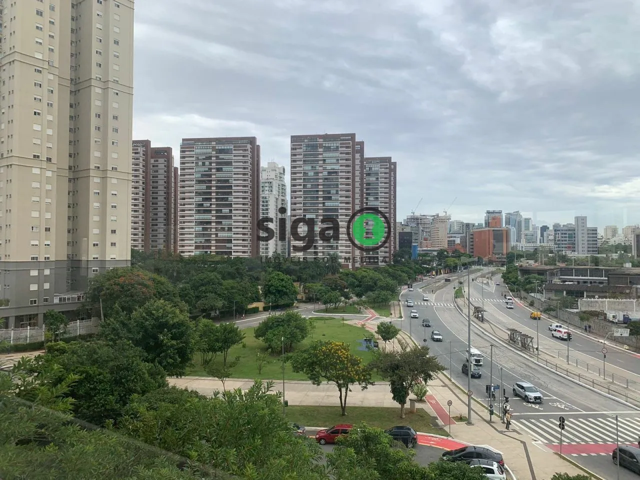 Imagem LAJE COMERCIAL 319/M2 NA NAÇÕES UNIDAS!
