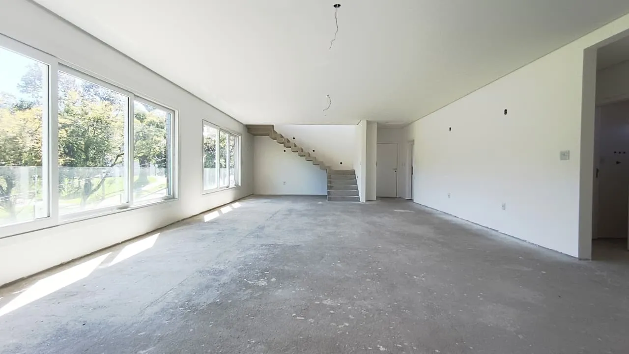 Imagem Cobertura Alto Padrão à Venda em Três Figueiras - Nunca Habitada!

434,41 m² privativos | 3 Suí...