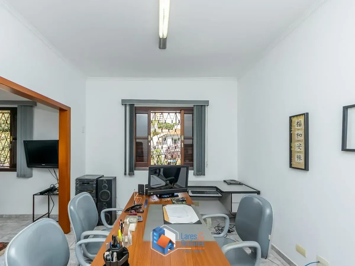 Imagem Casa para venda em Aclimação com 3 quartos, sendo 3 suítes, 265m²