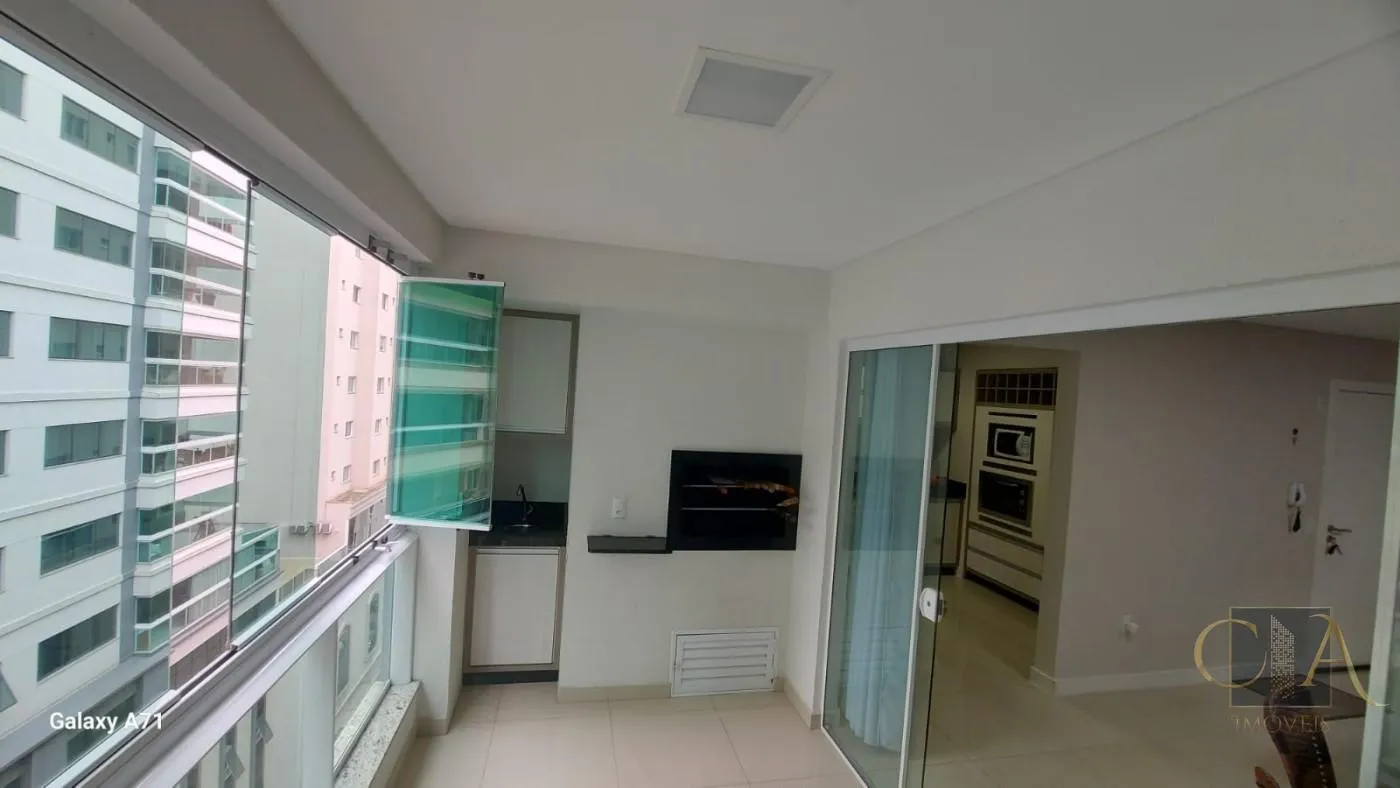 Apartamento para Venda em Itapema, Meia Praia, 3 dormitórios, 3 suítes, 4 banheiros, 4 vagas