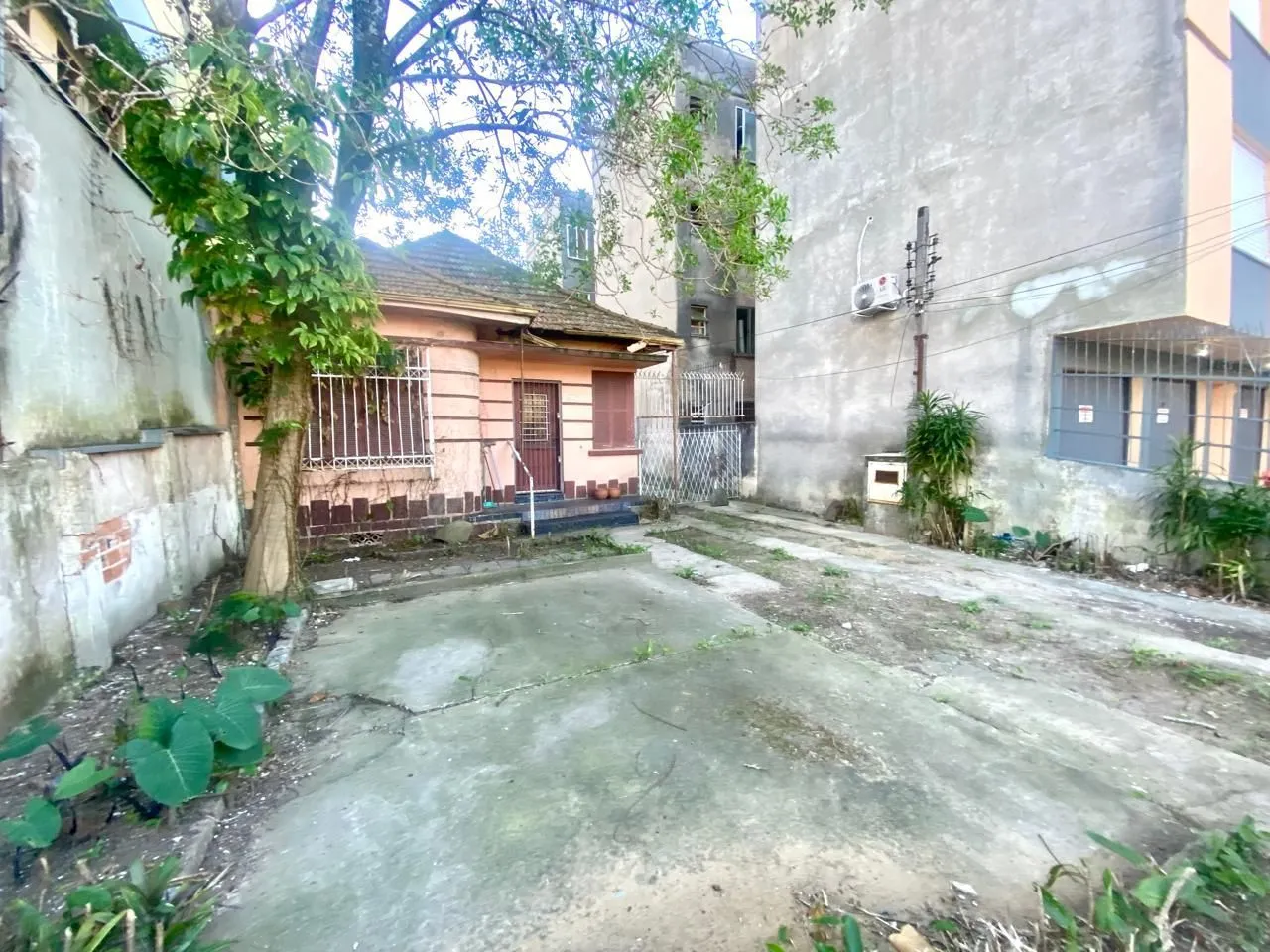 Imagem Casa Comercial em Santana