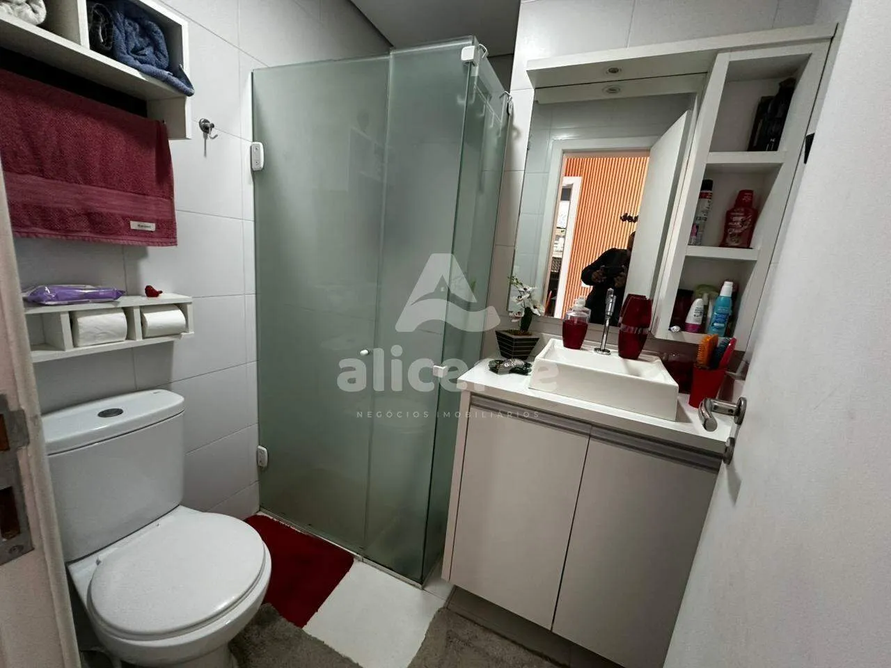 Imagem Apartamento à venda com 2 quartos 1 suíte, 69,2m² em Areias São José