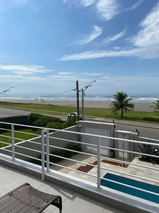 Imagem Casa com 5 Quartos à Venda, 238 m² em Jardim Imperador - Peruíbe