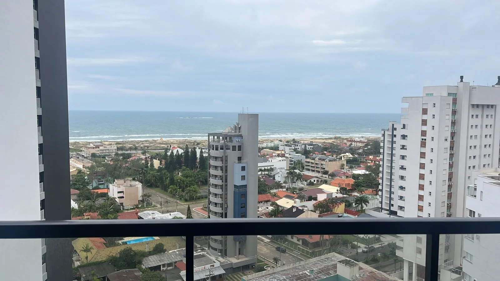 Imagem Apartamento à venda em Torres, Praia Grande, com 2 quartos, 75.64m2