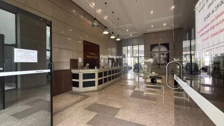 Imagem Conjunto Comercial de Alto Padrão para Locação na Bela Vista, São Paulo-SP: 3 Salas, 1 Vaga de Garagem, 62m².
