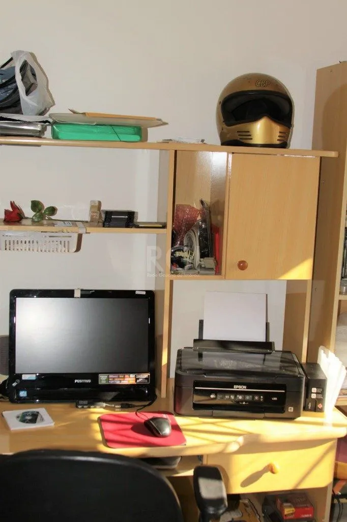Imagem Apartamento com 03 dormitórios, churrasqueira e vaga de garagem no Menino Deus