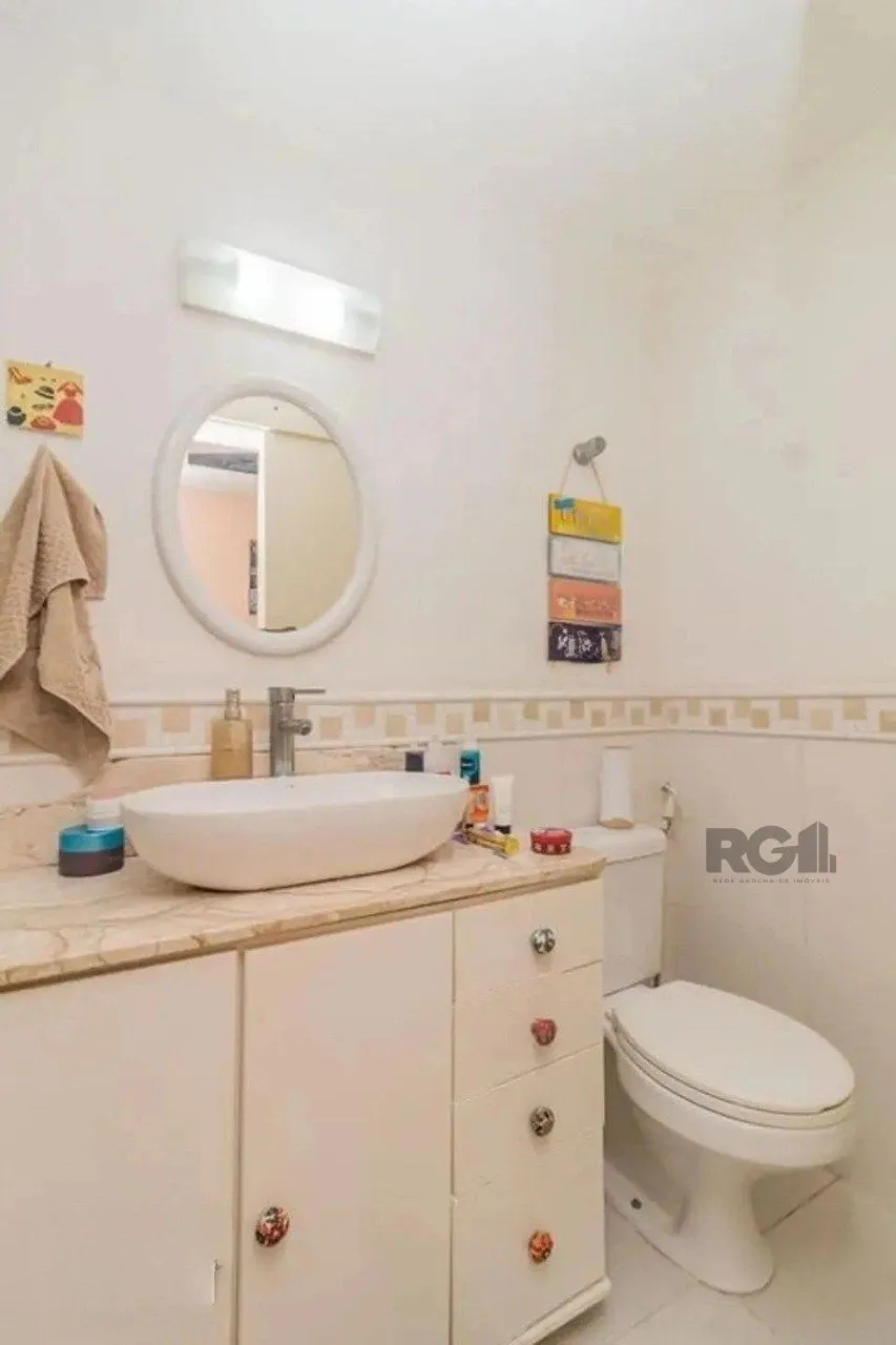 Imagem Apartamento com 02 quartos com 01 vaga de garagem coberta e escriturada.