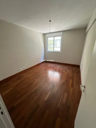 Imagem Apartamento de Luxo com 4 Quartos na Vila Nova Conceição, São Paulo-SP - 202m² - Aproveite!