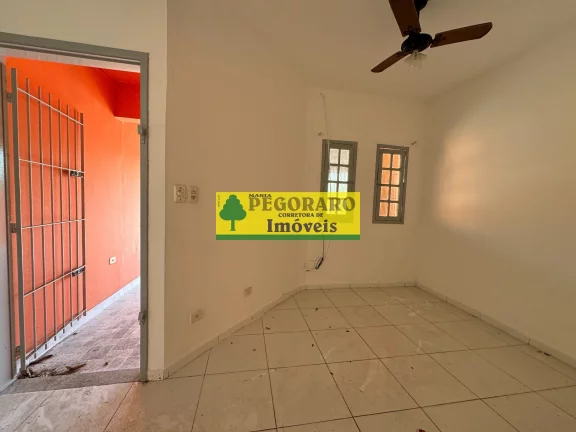 Imagem Sobrado à venda na Praia do Porto Novo em Caraguatatuba-SP: 2 quartos, 1 sala, 2 banheiros, 1 vaga de garagem, 95,00 m².