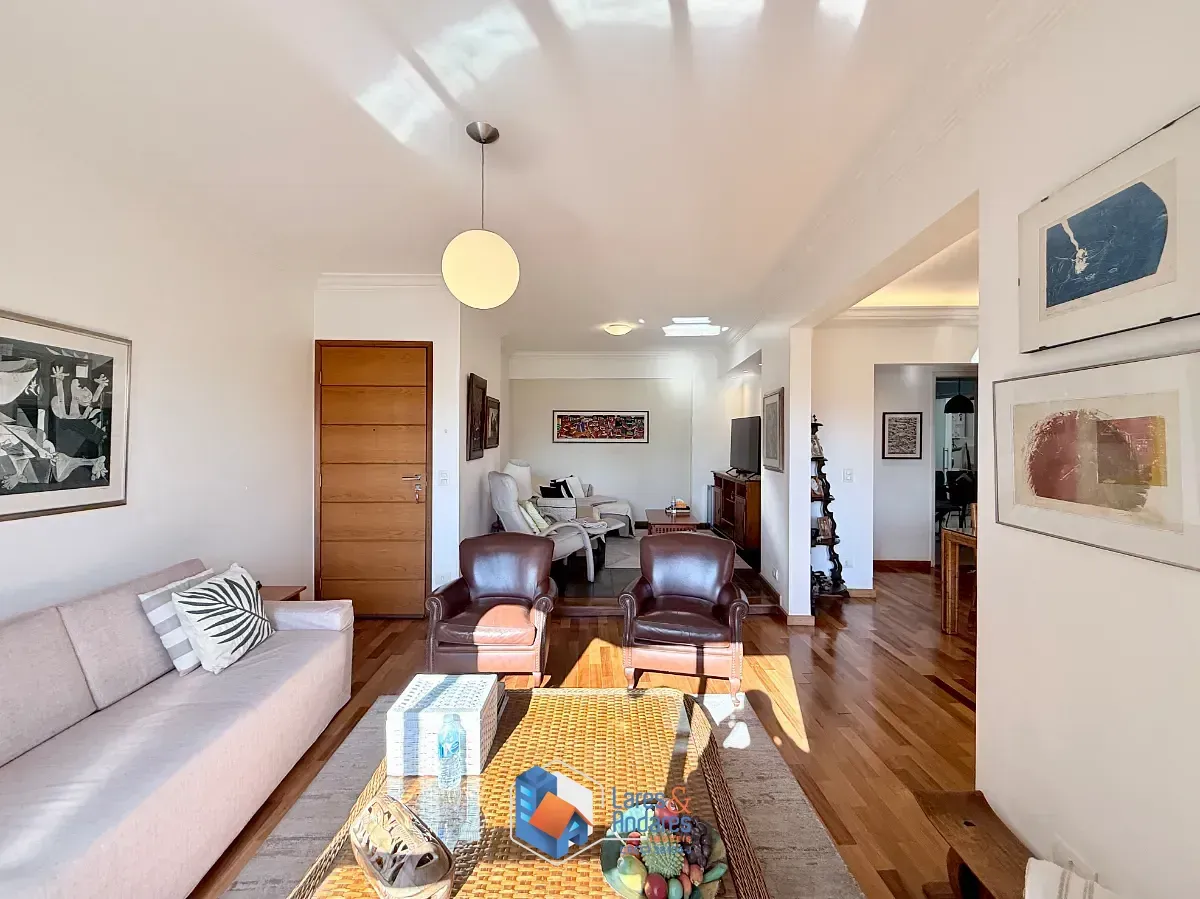 Imagem Apartamento para venda em Jardim das Acácias com 4 quartos, sendo 1 suíte, 130m²