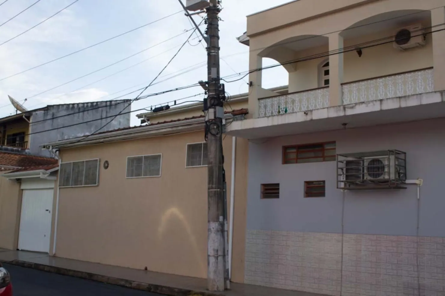 Imagem Casa à venda 3 Quartos, 1 Suite, 3 Vagas, 354M², Santana, Pindamonhangaba - SP