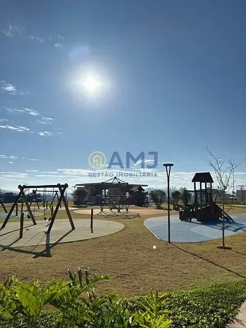 Imagem Lote Exclusivo à Venda no Plateau d'Or Privilege - 1ª Etapa | 736 m² | Fundo para Via Verde