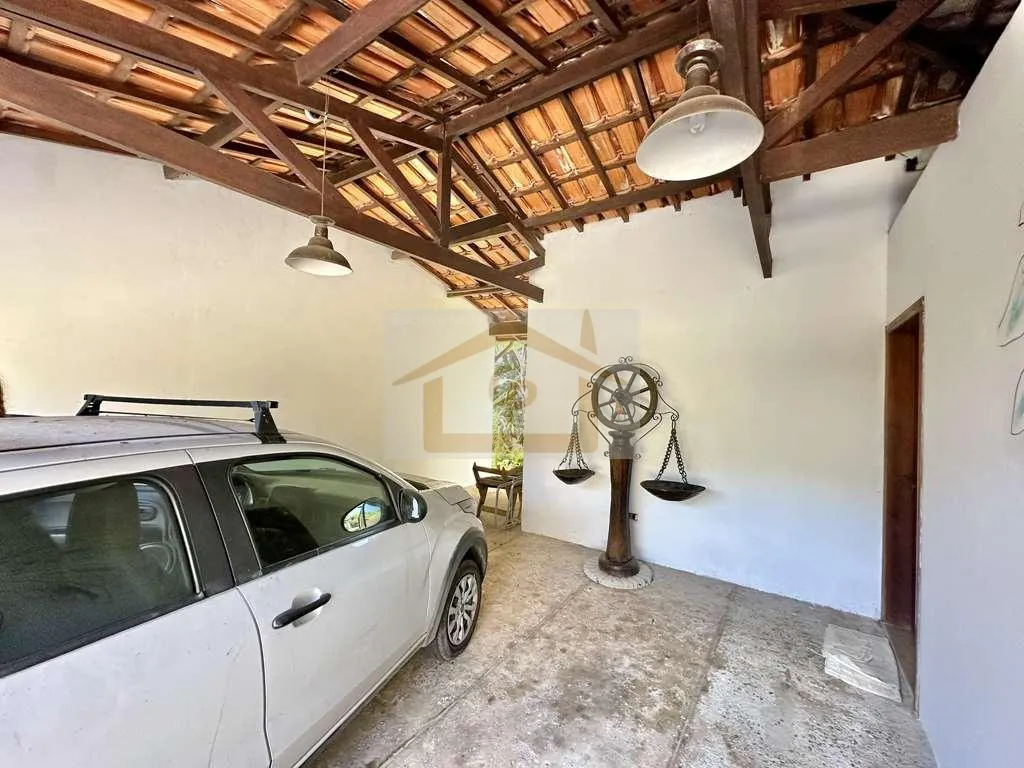 Imagem Rústica, TÉRREA em 4 lotes (1.880m²), 5 dormitórios / 3 suítes, piscina!