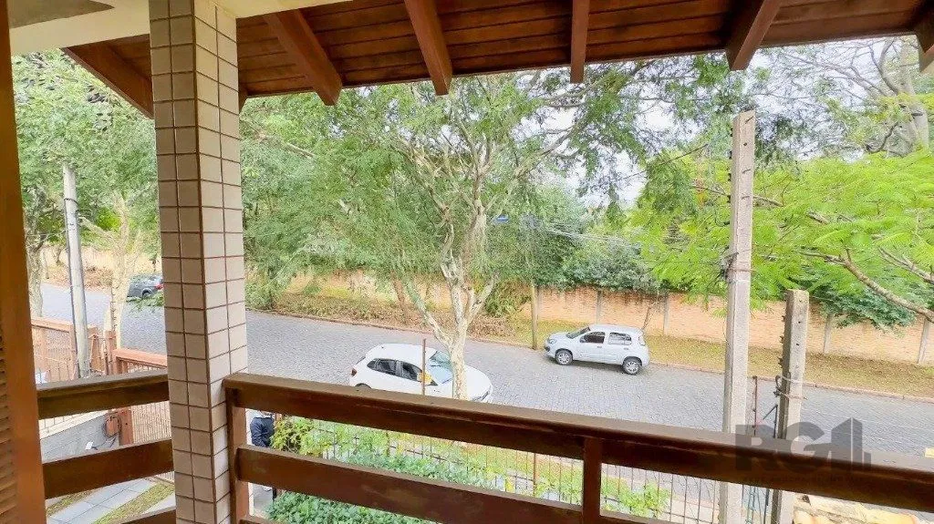 Imagem Casa com 4 quartos no bairro nonoai