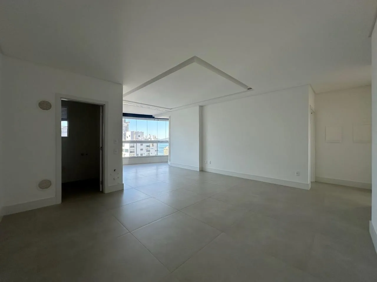 Imagem Apartamento à venda com 128.5m2 por R$ 2.390.000,00