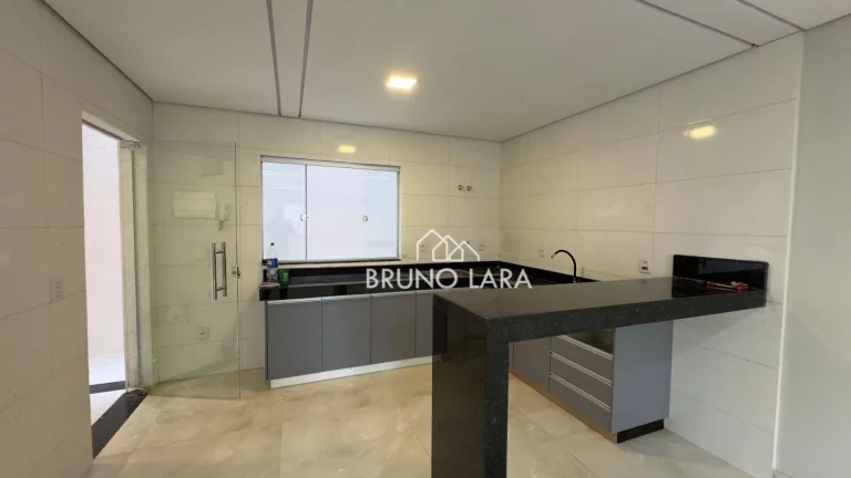 Imagem Casa a venda em Betim MG / bairro Jardim Casa Branca