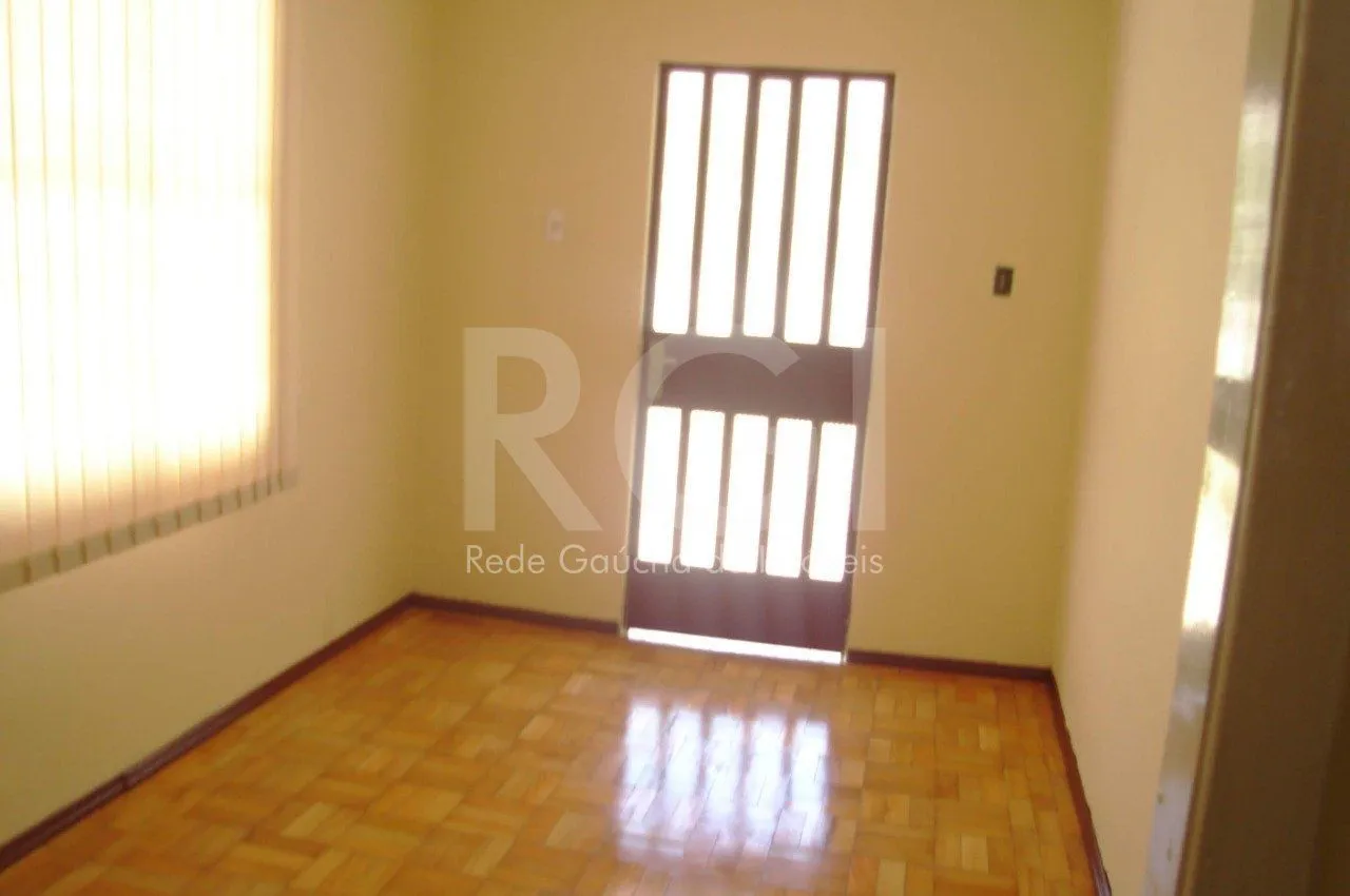 Imagem Casa com 2 Quartos e 1 banheiro à Venda, 124 m² Vila Jardim