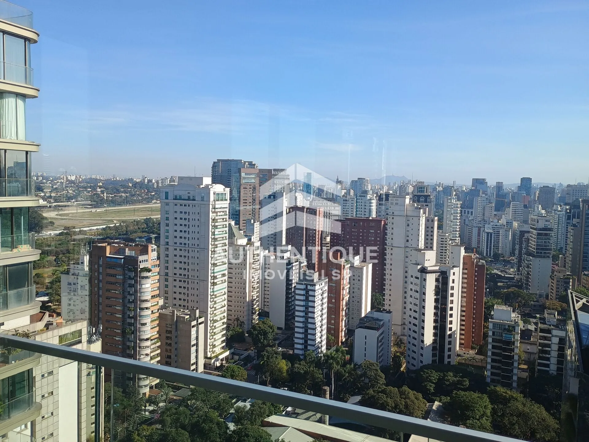 Imagem Apartamento à venda no bairro Itaim Bibi - São Paulo/SP