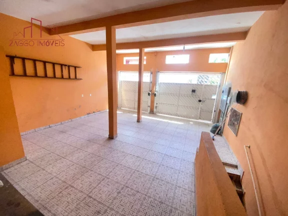 Imagem Casa de Rua para Renda - 500 m² - 3 Vagas