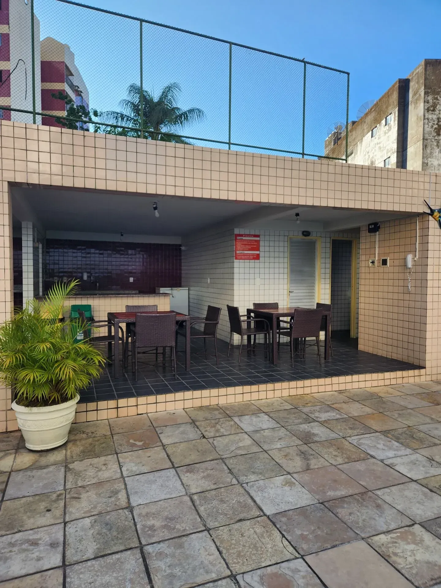 Imagem Apartamento com 3 Quartos à Venda, 106 m² em Madalena - Recife