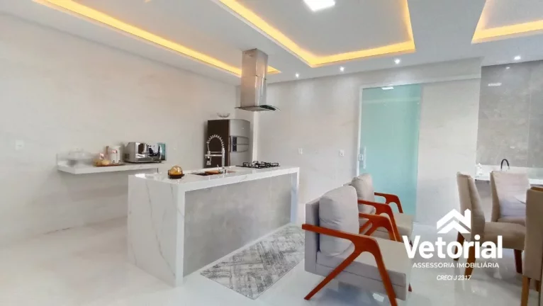 Imagem Sobrado com 4 quartos alto padrão no Bandeirantes - Barreiras-BA