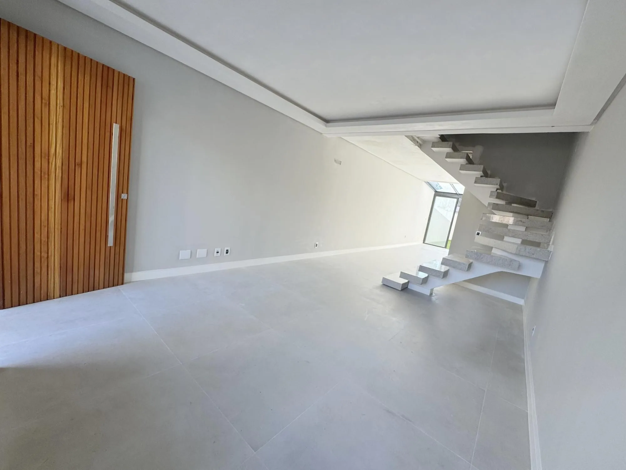 Imagem SOBRADO 3 SUITES - TRISTEZA