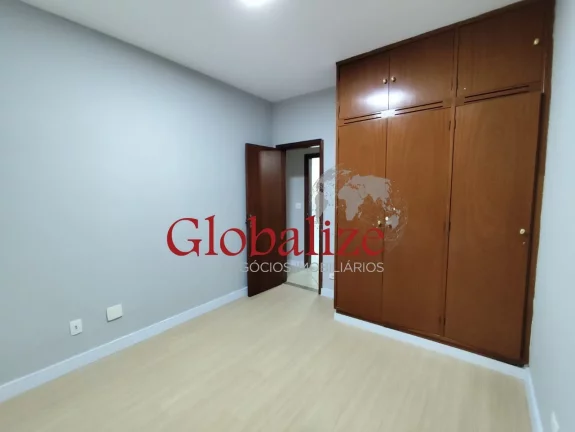 Imagem Apartamento a venda com 79m², 3 dormitórios, 2 banheiros, 1 vaga por R$497.000,00 no Gonzaga em Santos