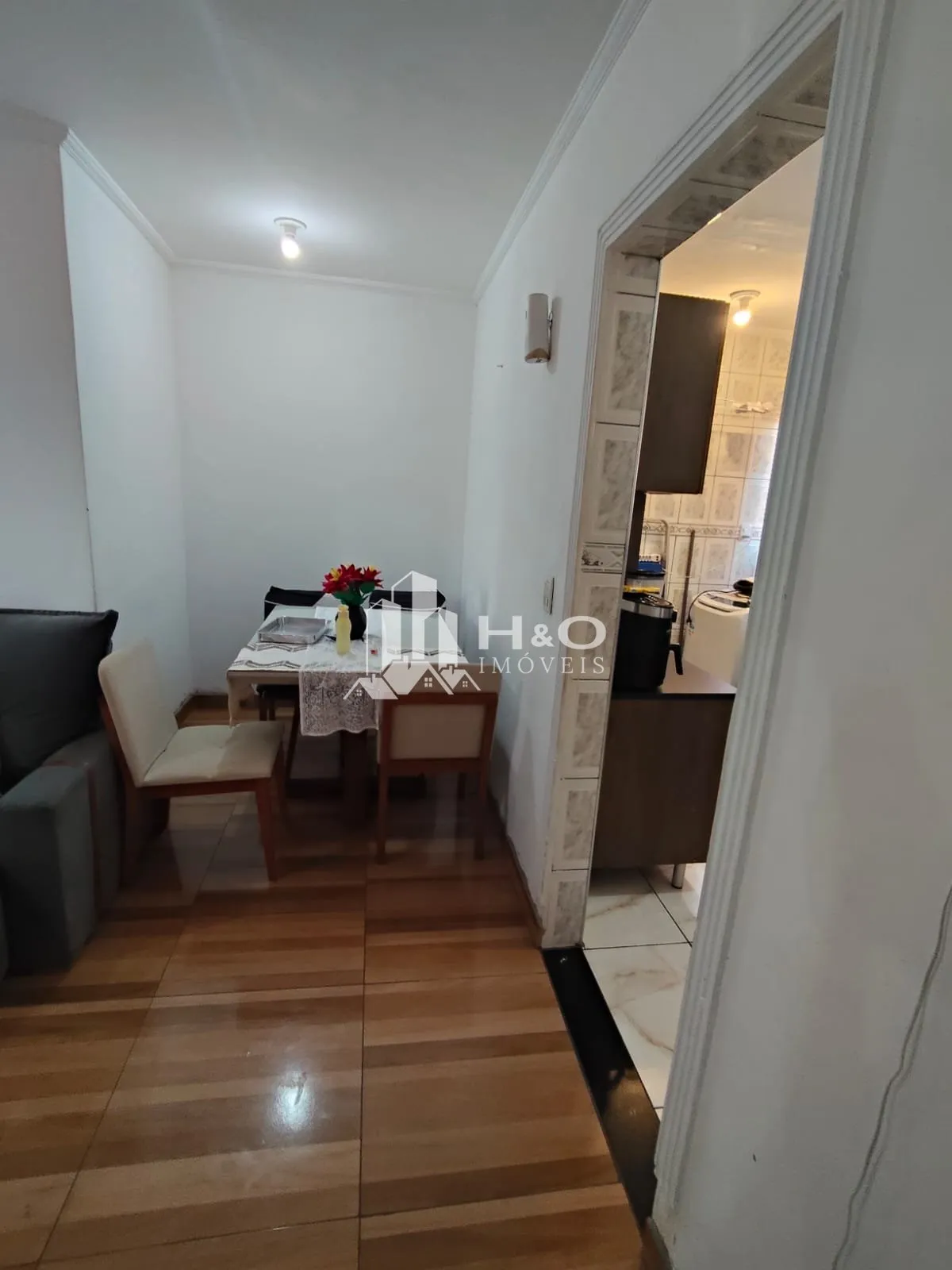Imagem Apartamento à venda, 2 dormitórios, Reformado, Bairro Colonia _ R$ 140.000,00