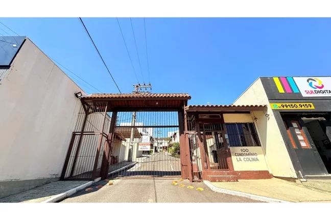 Imagem Casa em Condomínio para venda no bairro Vila Nova em Porto Alegre