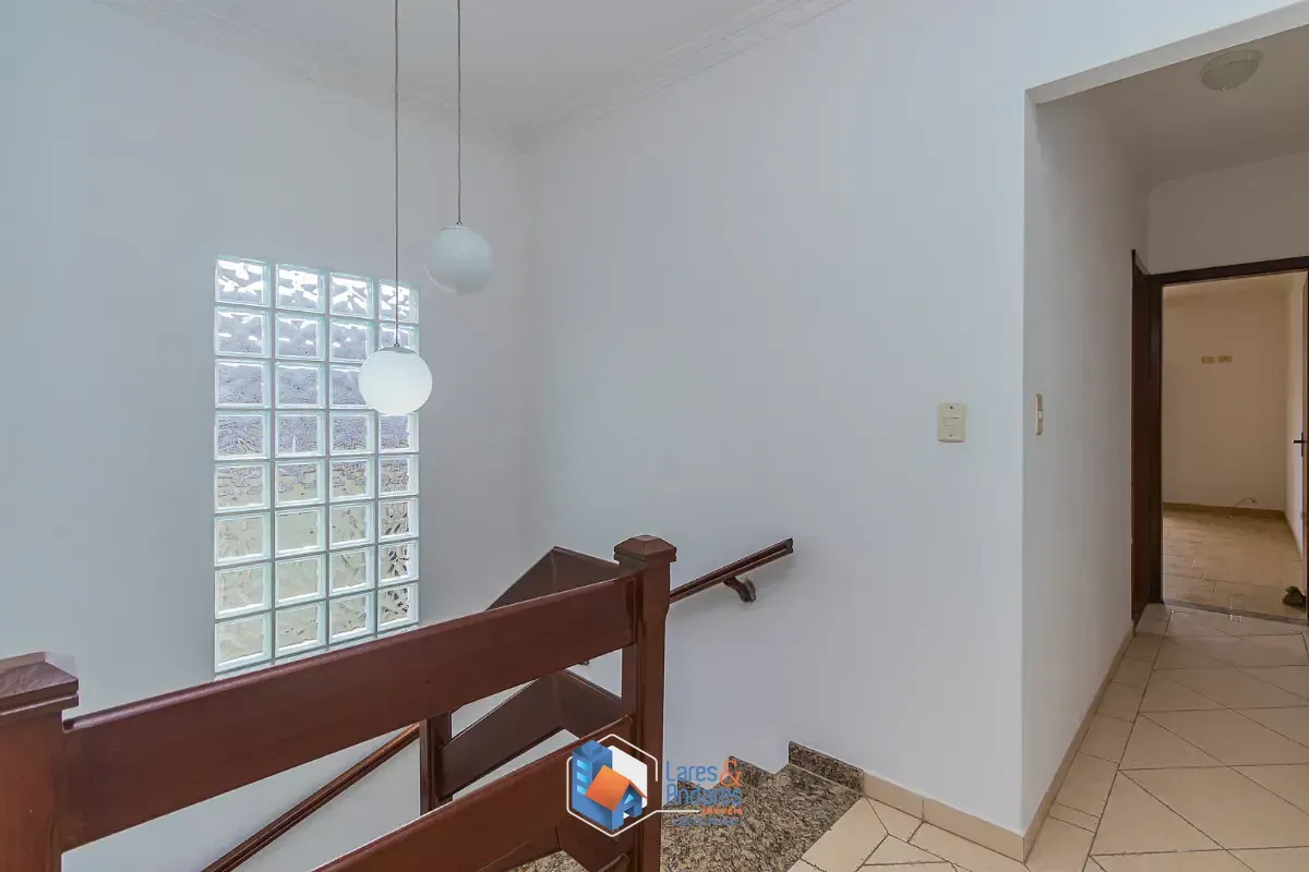 Imagem Sobrado para venda em Jardim Santa Cruz (Campo Grande) com 4 quartos, sendo 1 suíte, 151m²