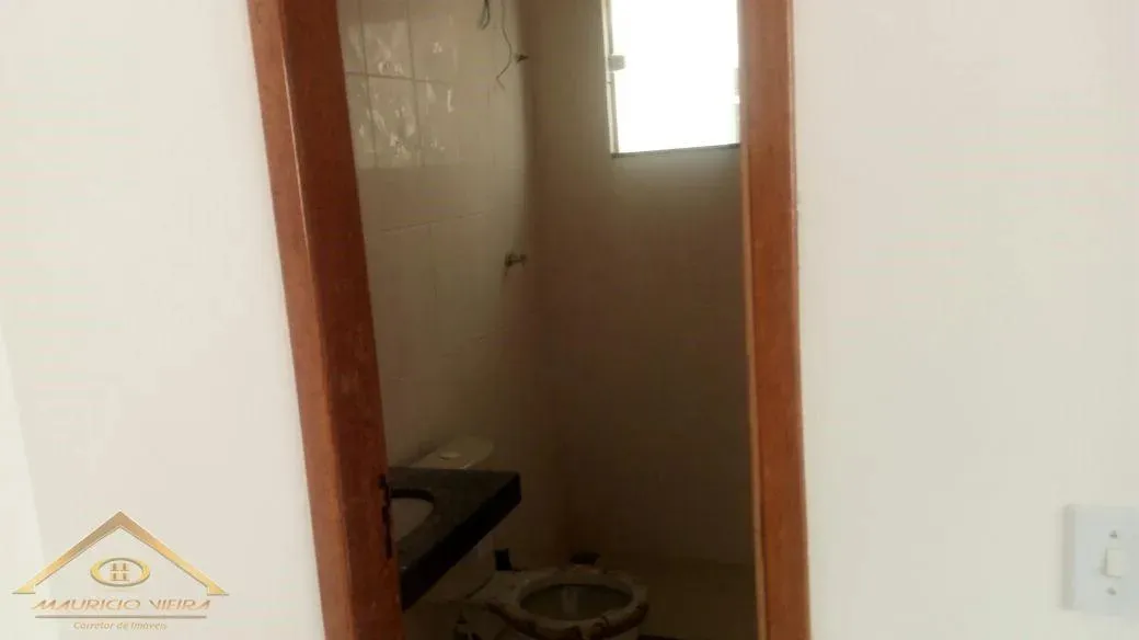 Imagem Casa em Condomínio para Venda em Cabo Frio / RJ no bairro Peró
