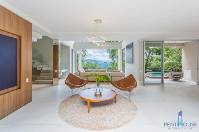 Imagem Casa para Venda em Balneário Camboriú, BARRA, 4 dormitórios, 4 suítes, 5 banheiros, 4 vagas