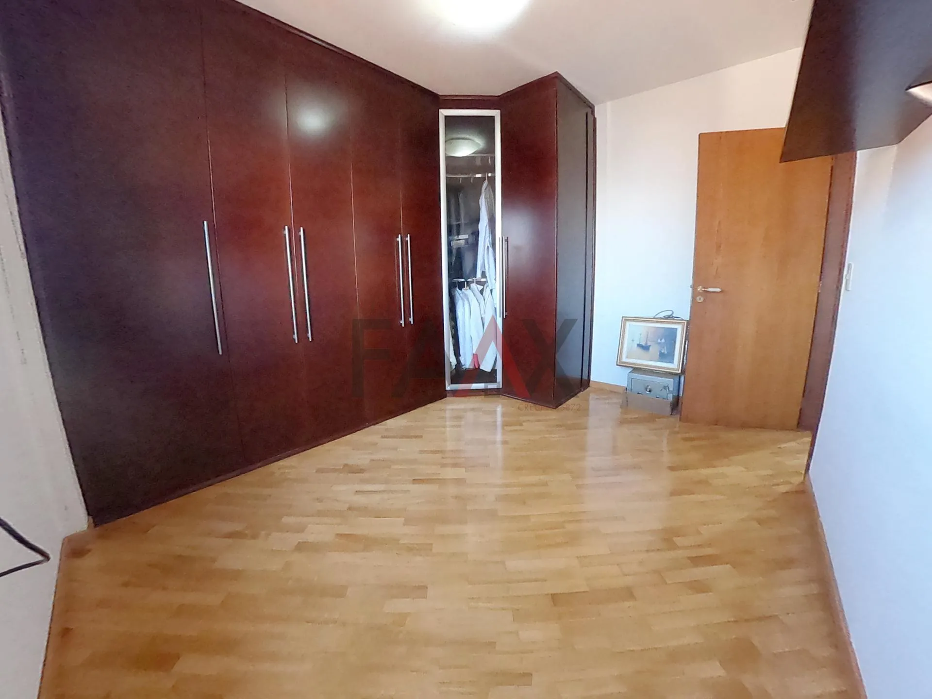 Imagem Apartamento à venda no Edifício Bourbon em frente ao Teatro Municipal no centro