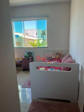 Imagem Apartamento com 3 dormitórios à venda, 99 m² por R$ 370.000,00 - Porto da Aldeia - São Pedro da Aldeia/RJ