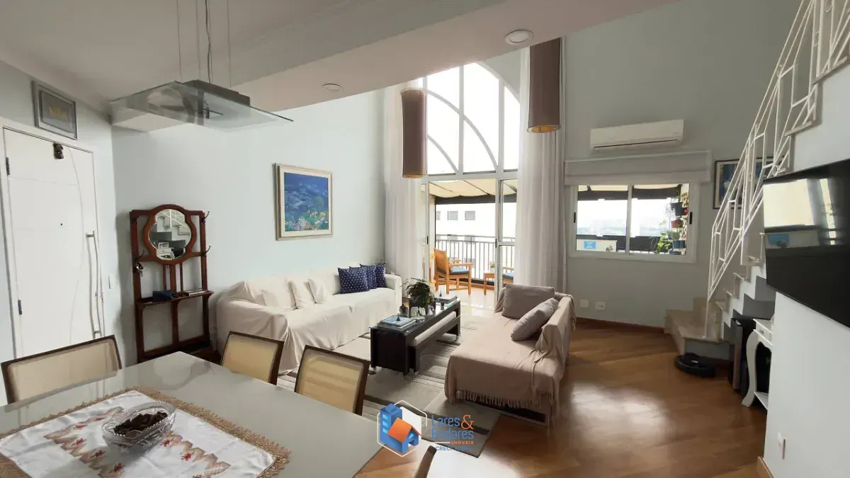 Imagem Duplex para venda em Saúde com 4 quartos, sendo 4 suítes, 188m²