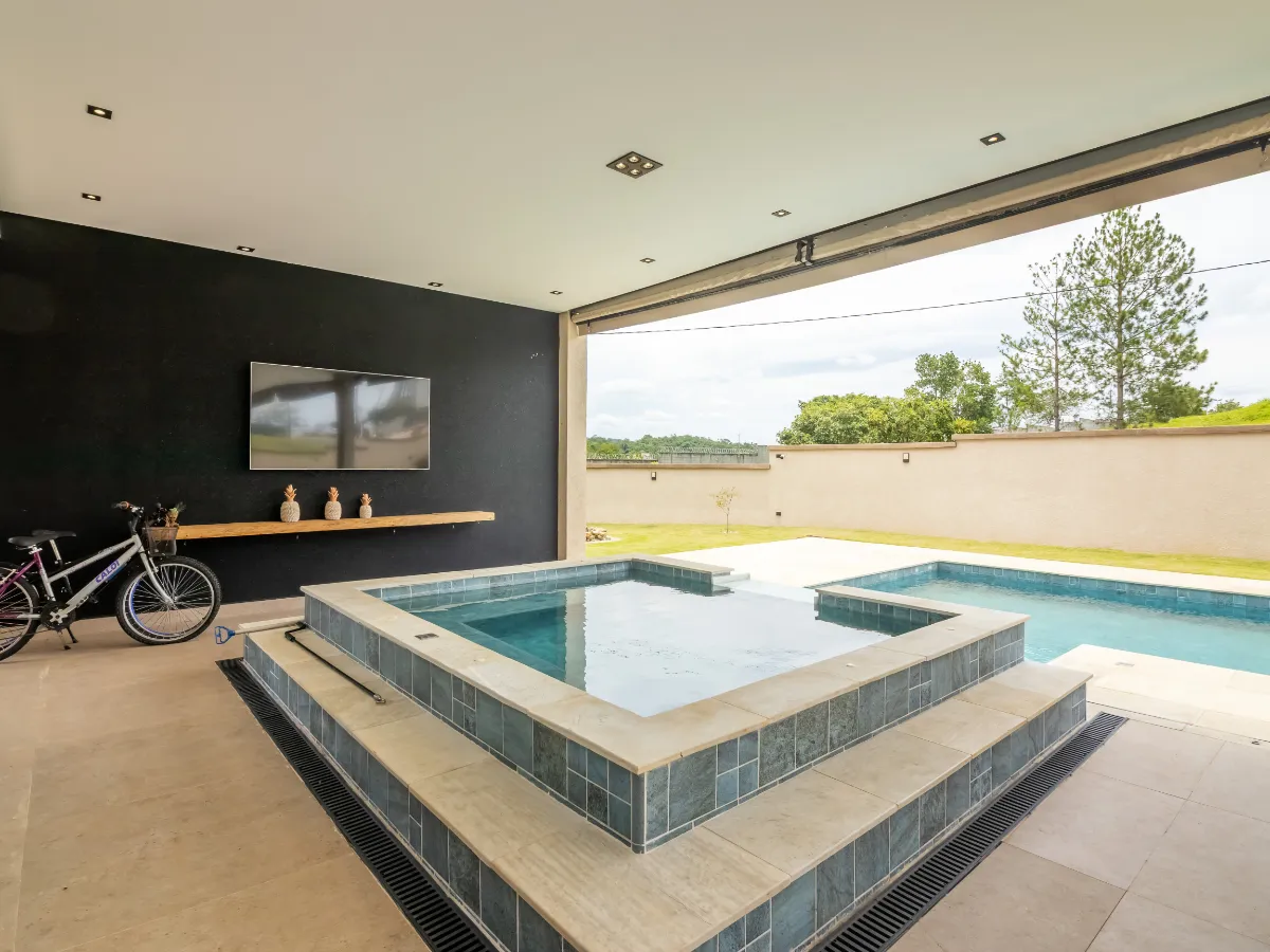 Imagem Casa no condomínio Condomínio Jequitibá para venda com 4 quartos, sendo 4 suítes, 500m2
