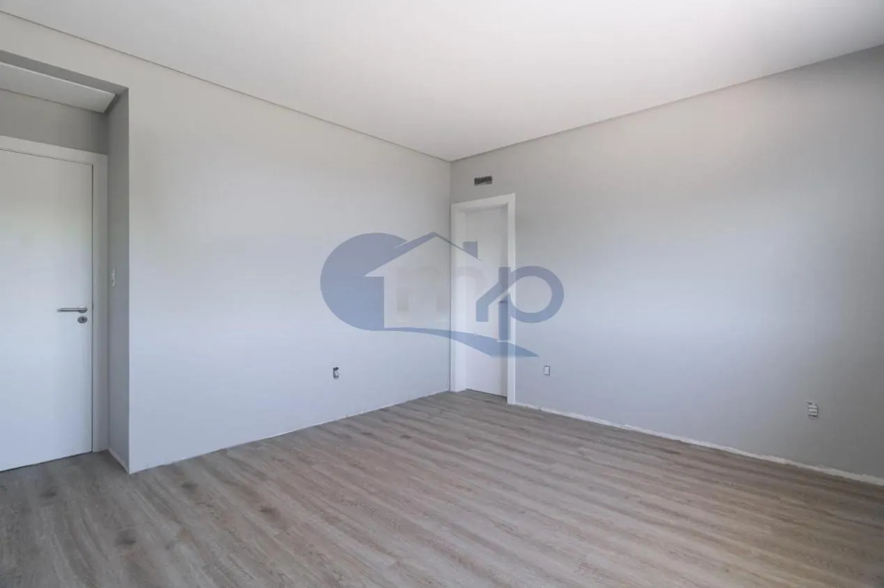 Imagem Casa a venda com 4 dormitorios no Engenho Velho em Torres/RS