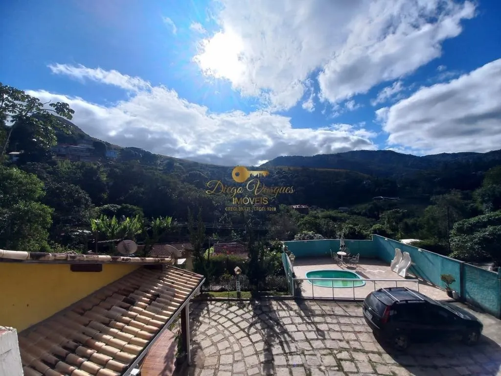 Foto do imóvel Casa para Venda em Teresópolis / RJ em Estrada do Salaco