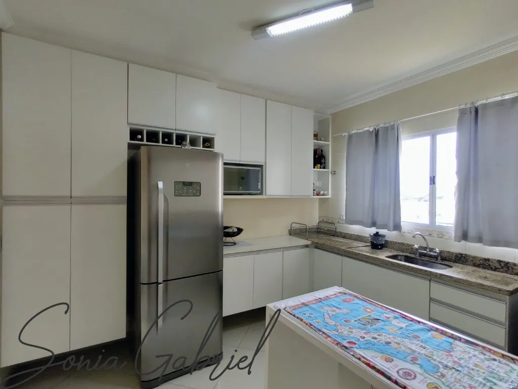 Foto do imóvel: Casa de alto padrão à venda em condomínio exclusivo de Valinhos-SP, 3 quartos, 3 suítes, 2 salas, 3 banheiros, 4 vagas, 198m². em Condomínio Residencial Portal do Jequitibá
