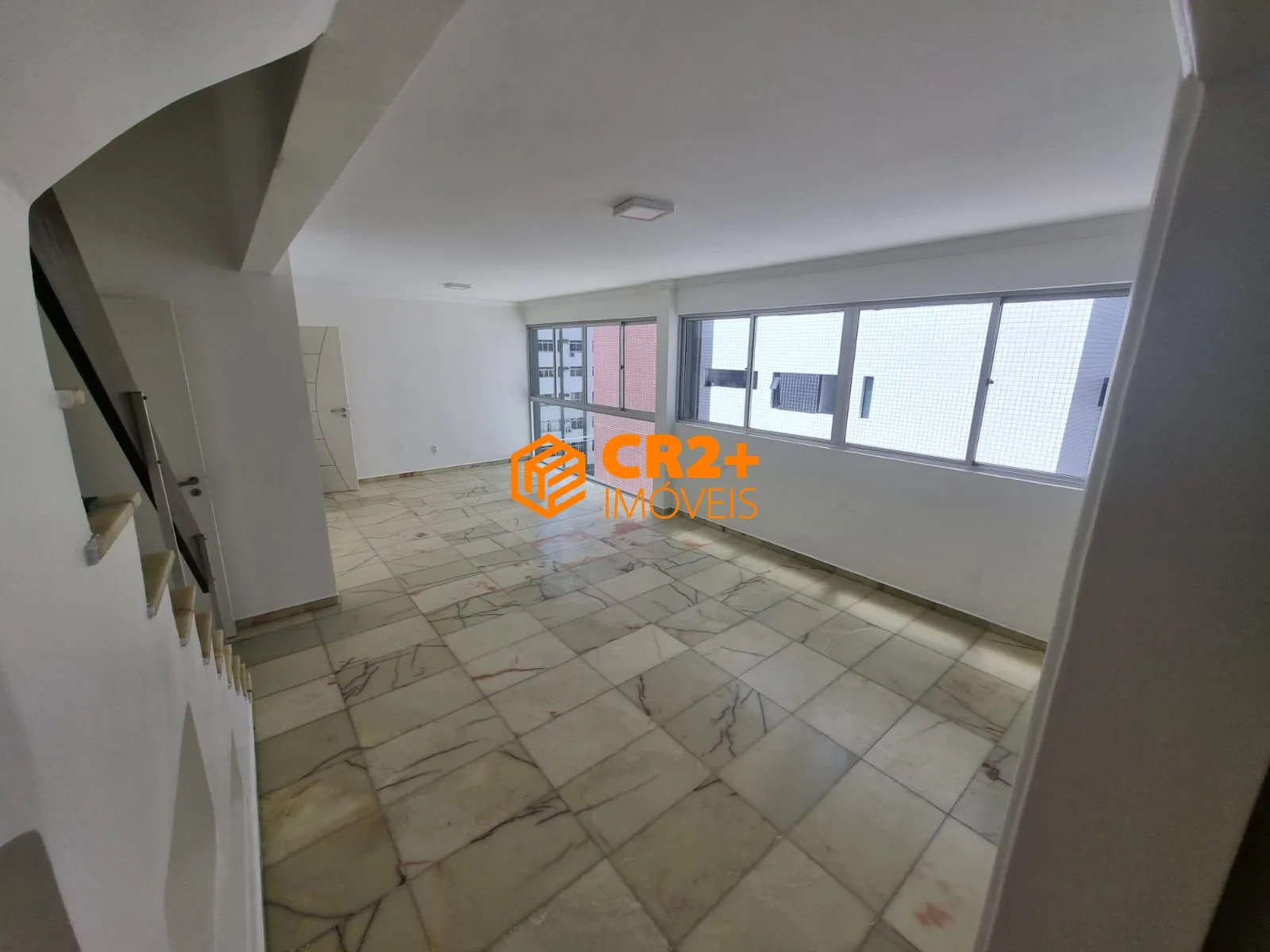 Imagem Vendo Cobertura Duplex em Boa Viagem 242m²